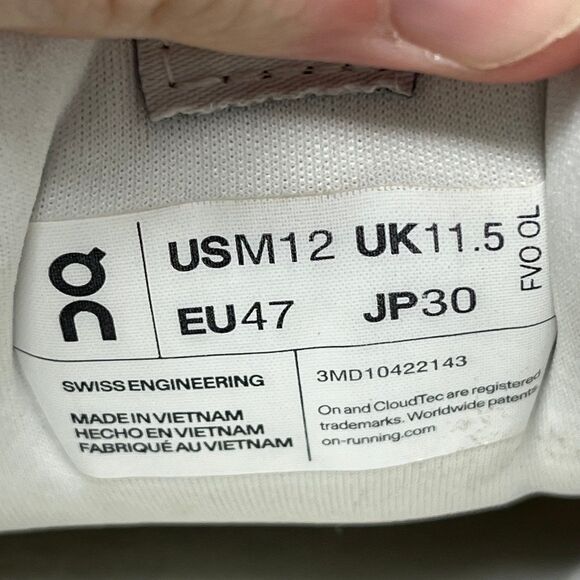On Cloud Cloudsurfer Pearl Ivory White Grey Athletic Running Shoes Mens Size 12